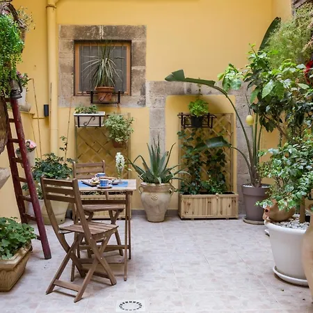 Casa Nagale- Di Charme Nel Cuore Di Ortigia A 50 Mt Dal Mare Apartment Syracuse