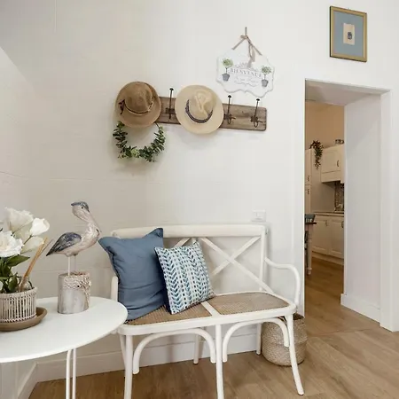 Casa Nagale- Di Charme Nel Cuore Di Ortigia A 50 Mt Dal Mare Apartment *