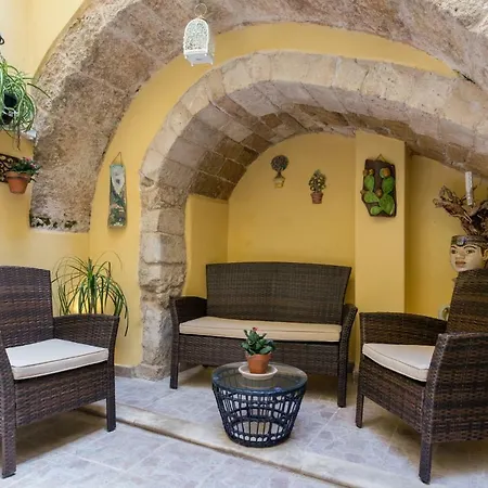 Casa Nagale- Di Charme Nel Cuore Di Ortigia A 50 Mt Dal Mare Apartment *